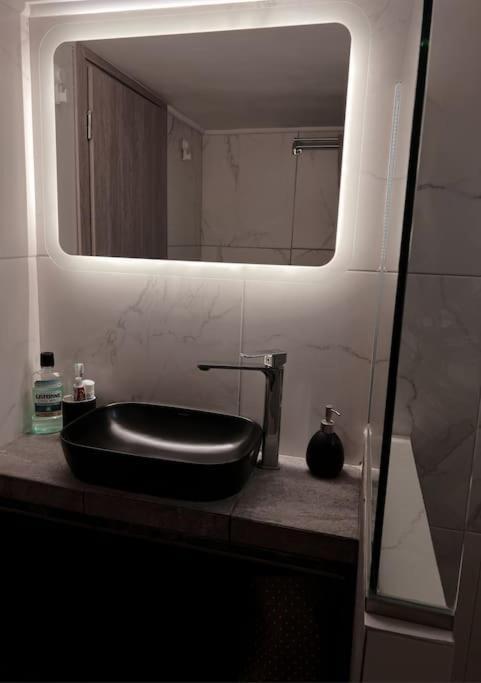 Minimal 3Br Apartment In Atenas Exterior foto